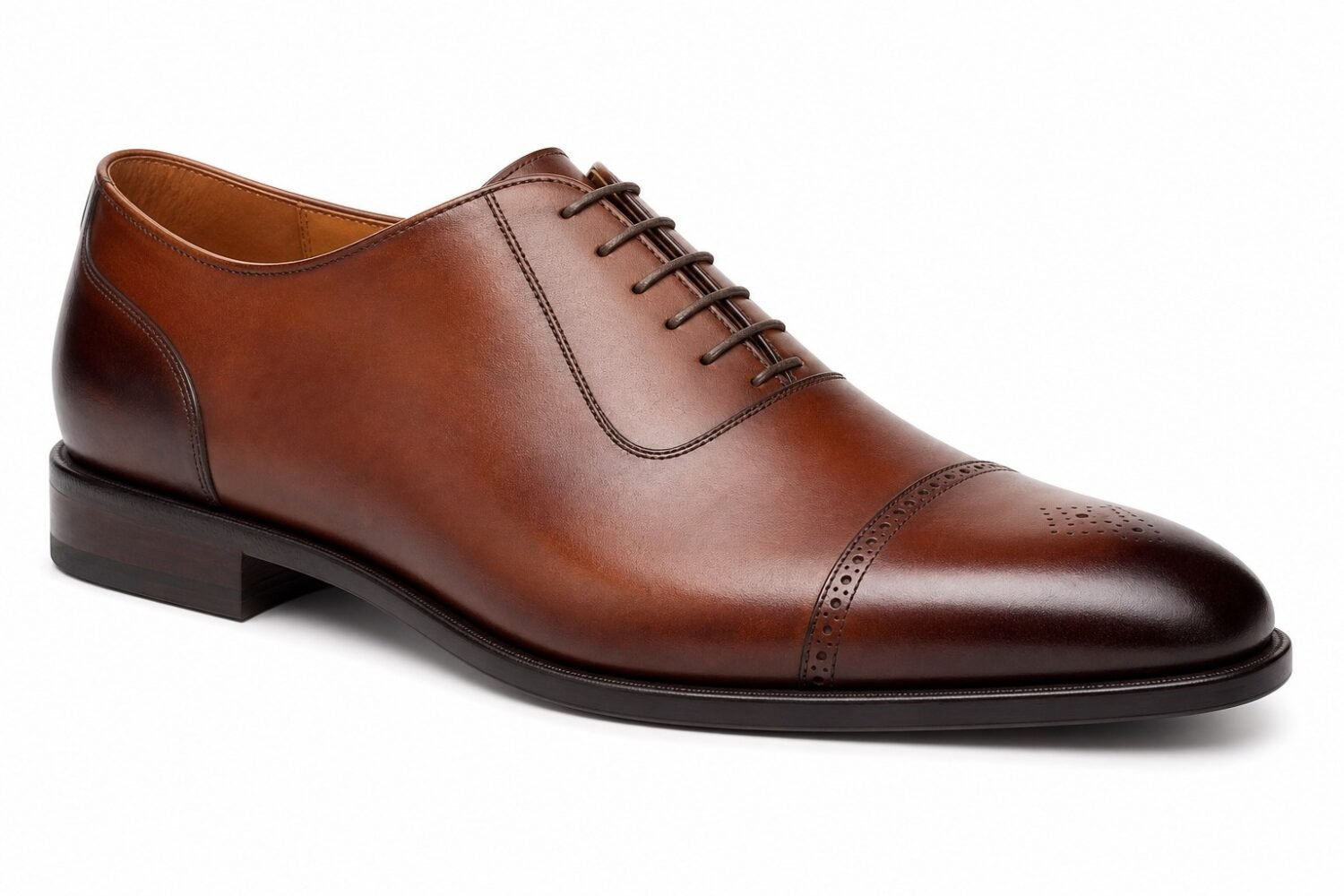 Ambermont Chestnut Adelaide Oxford - White BG 3-Quarter